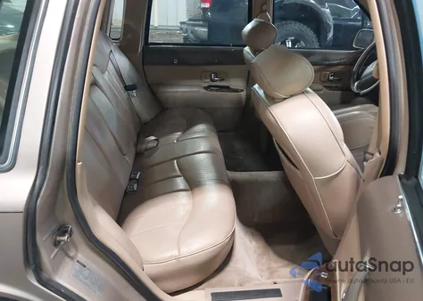 1997 Lincoln Town Car Executive из США, поврежденный, VIN 1LNLM81W6VY643363